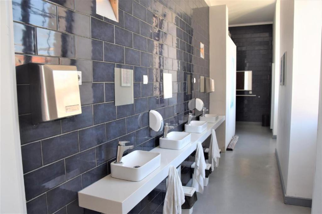 Dreibettzimmer mit Gemeinschaftsbad